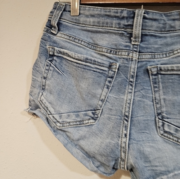 Bke Payton Jean shorts - Picture 8 of 10